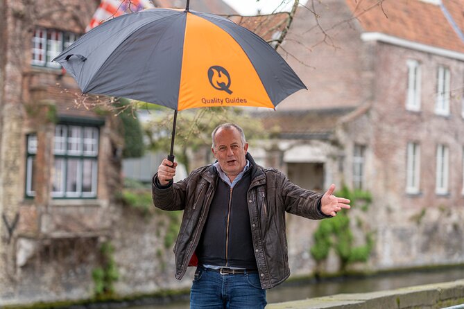 2-Hour Historical Walking Tour in Bruges with Praline Included - Quick highlights