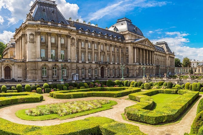 3-Hours Private Sightseeing Trip in Brussels - Atomium photo break plus the royal and Asian passes (25 minutes plus in-car views)