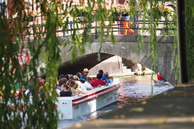 40-Minute Guided boat trip in medieval Ghent - Starting at Korenlei 4a: where you meet and what to do with your time