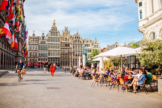 Antwerp: City Walk with Audio Guide in 7 Languages on your Phone - Grote Markt and Antwerp City Hall: Seeing Civic Power Up Close