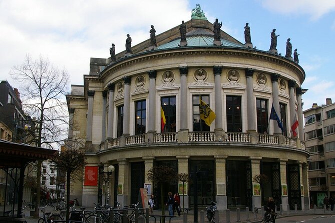 Antwerp: Help the Lost Boy – Self-Guided Mystery Walk - How the smartphone game works (and how to avoid annoying tech problems)