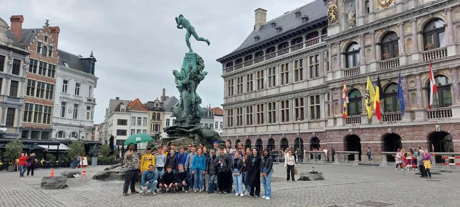 Antwerp: Historical Walking Tour in the Old City - Key things that make this Antwerp Old City walk worth your time