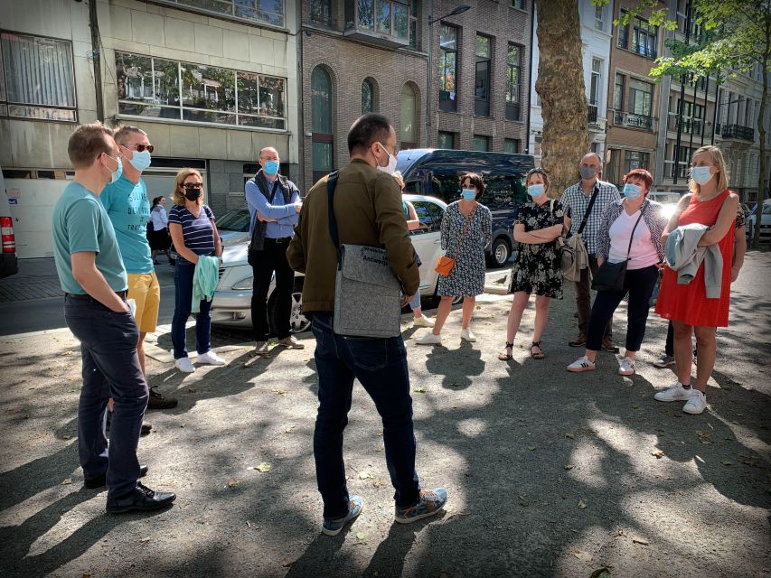Antwerp: Jewish Neighbourhood Guided Walking Tour - Passing synagogues, shops, and bakeries without going inside