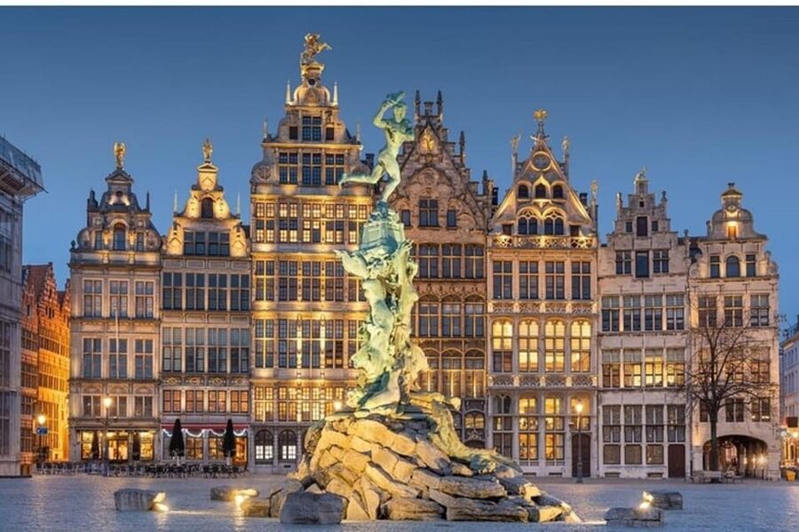 Antwerp: Must-See Attractions Private Walking Tour - Price and Value at $88 Per Person