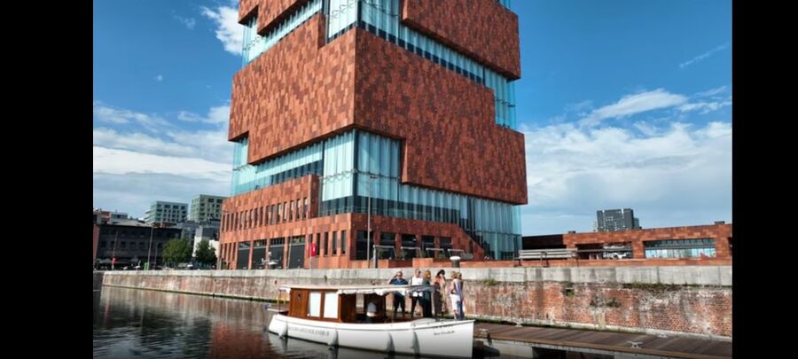 Antwerp: Private Old Harbour Boat Tour Incl. Drinks & Snacks - A restored 1918 Notarisboat makes the harbour feel personal