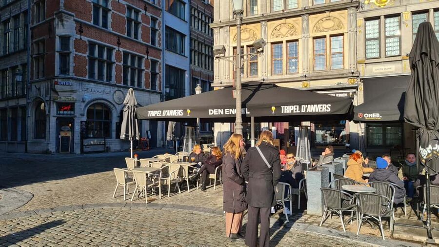 Antwerp: Pub Crawl in the Historical City - The brewery taproom start, Antwerpse brouwcompagnie