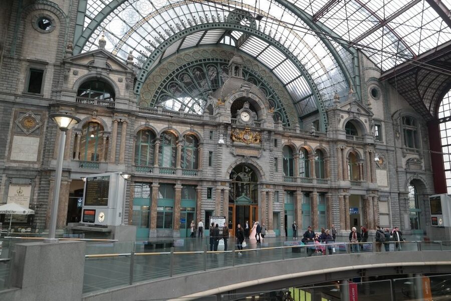 Antwerp: Walking Tour from Steen to Central Station - Key things I’d prioritize on this Steen to Central walk