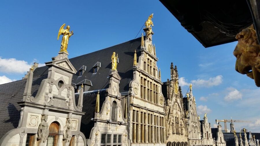 Antwerp: Walking Tour from Steen to Central Station - Price and pace, and why $388 per group can be a bargain