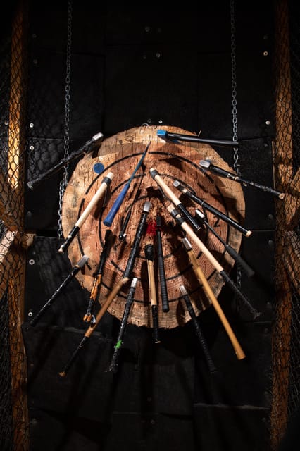 AXE THROWING EXPERIENCE IN ANTWERP - The Safety Briefing That Makes Beginners Relax
