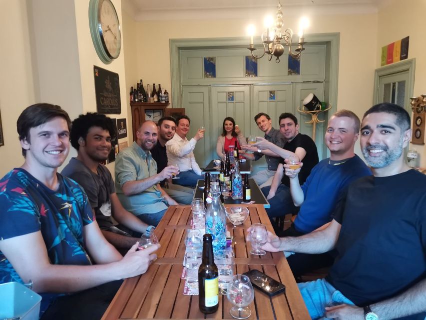 Beer Tasting with Local Beer Sommelier in Brussels - A private Brussels craft beer class in Carien’s room