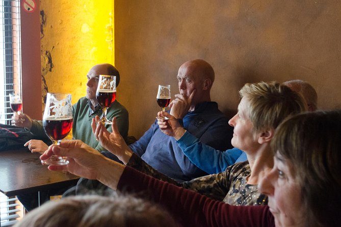 BeerWalk Bruges (English guide) - Classic pub character at Cafe De Kuppe