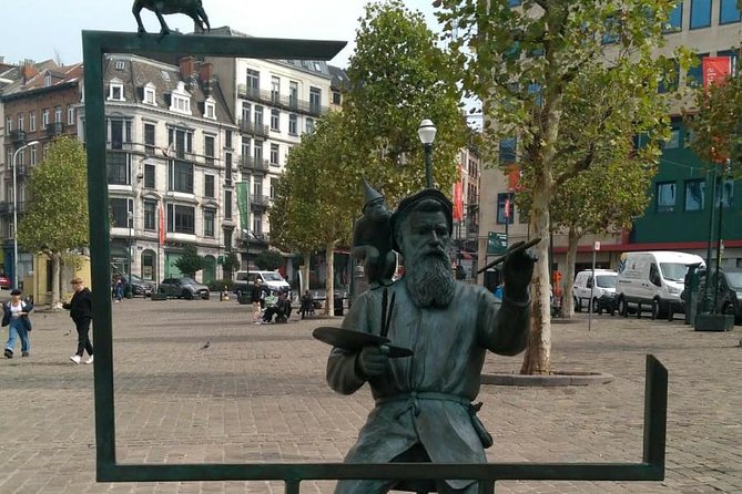 Best of Brussels Private Tour from Zeebrugge or Bruges - Grand Place: The Main Square That Actually Deserves an Hour
