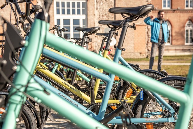Bicycle tour in historic Ghent - Prinsenhof and the Birthplace of Emperor Charles V