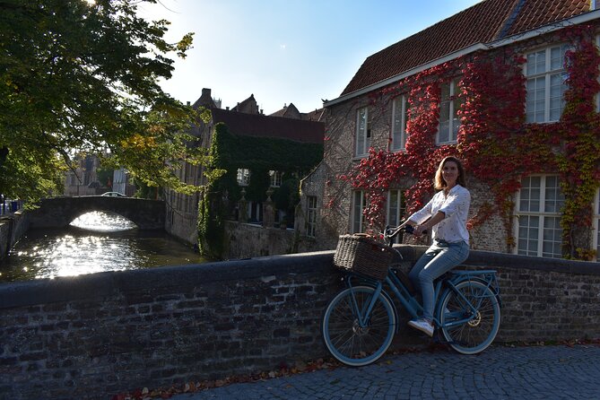BikeTour Bruges & Damme in Spanish and English - How This 4-Hour Bruges Bike Loop Really Works