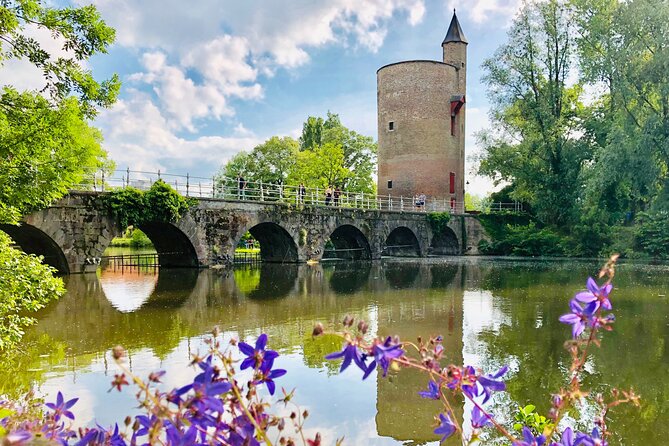 BikeTour Bruges & Damme in Spanish and English - Value Check: Why the $211.24 Price Can Make Sense