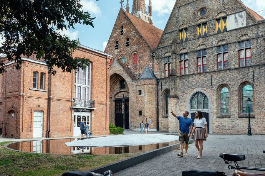 Bruges: 2-Hour Private Kick-Start Tour with a Local - Eiermarkt and the Church of Our Lady, in Plain, Practical Order