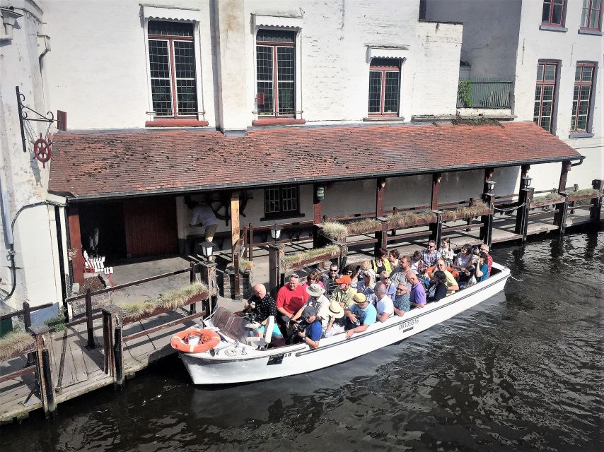 Bruges Beer and Chocolate Walking Tour - Choco-Story Stop and the Chocolate Factory Experience