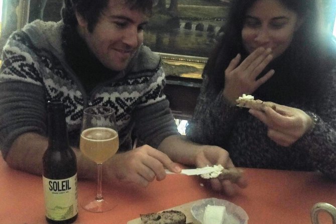 Bruges Beer Tour with chocolate pairing by a young local - Stop 2 and Stop 3, chocolate pairing you take with you