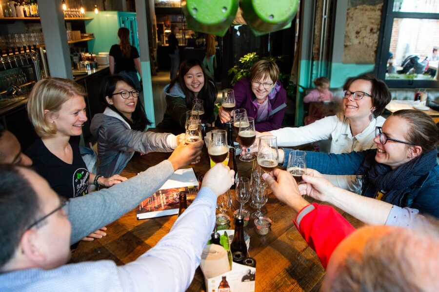 Bruges: Belgian Beer Tour with Chocolate Pairing - The flavor lesson: hops, malts, fruit, herbs, and sour notes