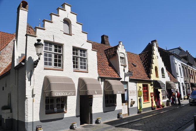 Bruges by bike with friends and family! - Who should book this Bruges by bike tour