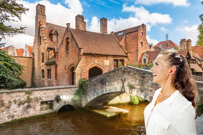 Bruges: City Walk with Audio Guide in 7 Languages on your Phone - Key things to know before you go