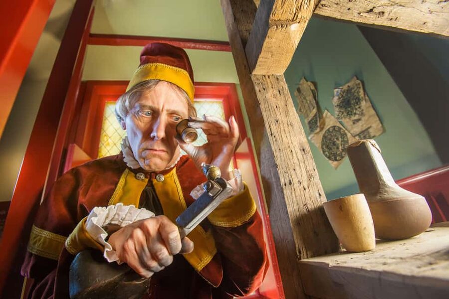 Bruges: Diamond Museum Ticket with Polishing Demonstration - Price and Value: Is $14 Worth It?