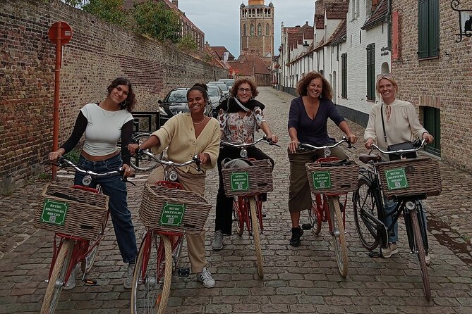 Bruges, Guided Retro Biketour: Highlights and Hidden Gems - Bruges by Retro Bike: The Big Benefit of This 2.5-Hour Loop