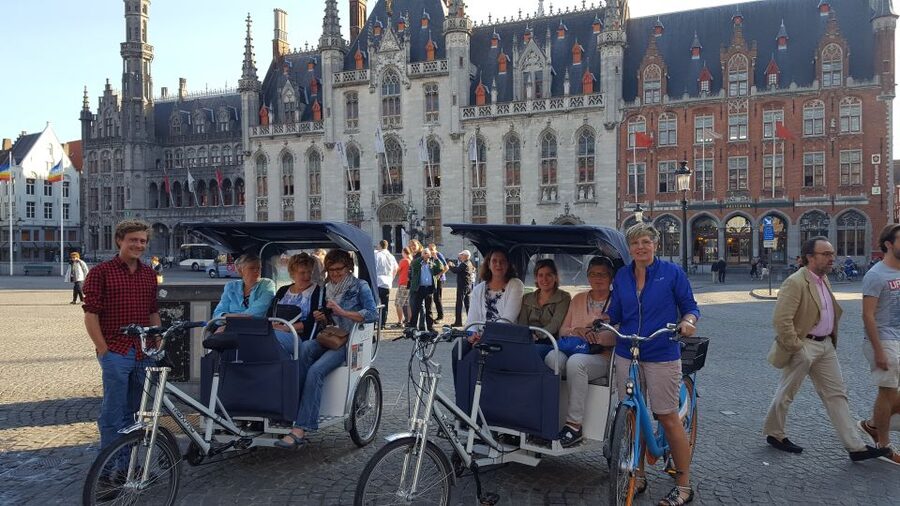 Bruges: Guided Rickshaw Tour - Meeting at Market Square: The Fastest Way to Get Your Bearings