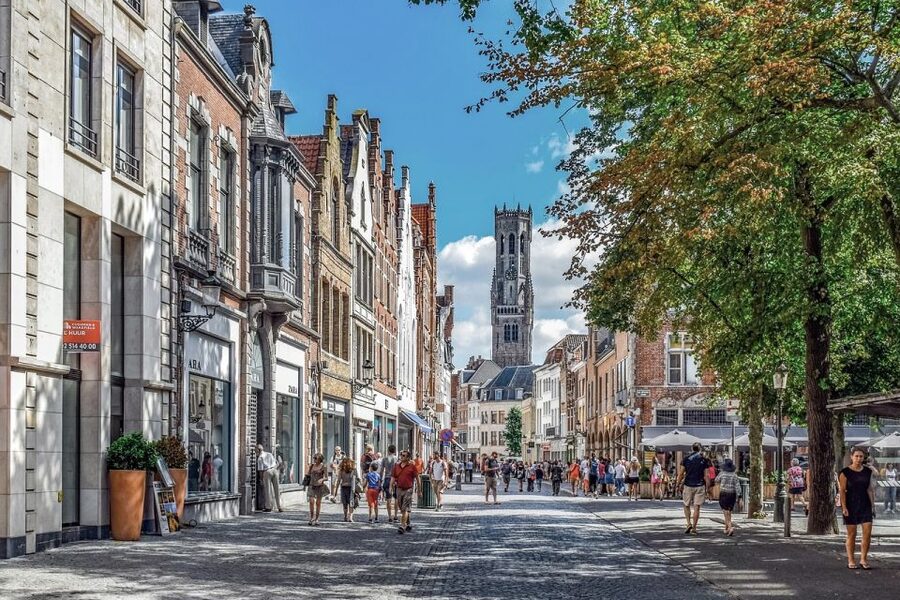 Bruges: Guided Tour & Boat Ride with Optional Beer Tasting - Walplein Square and Stoofstraat: the in-between streets that make Bruges feel real