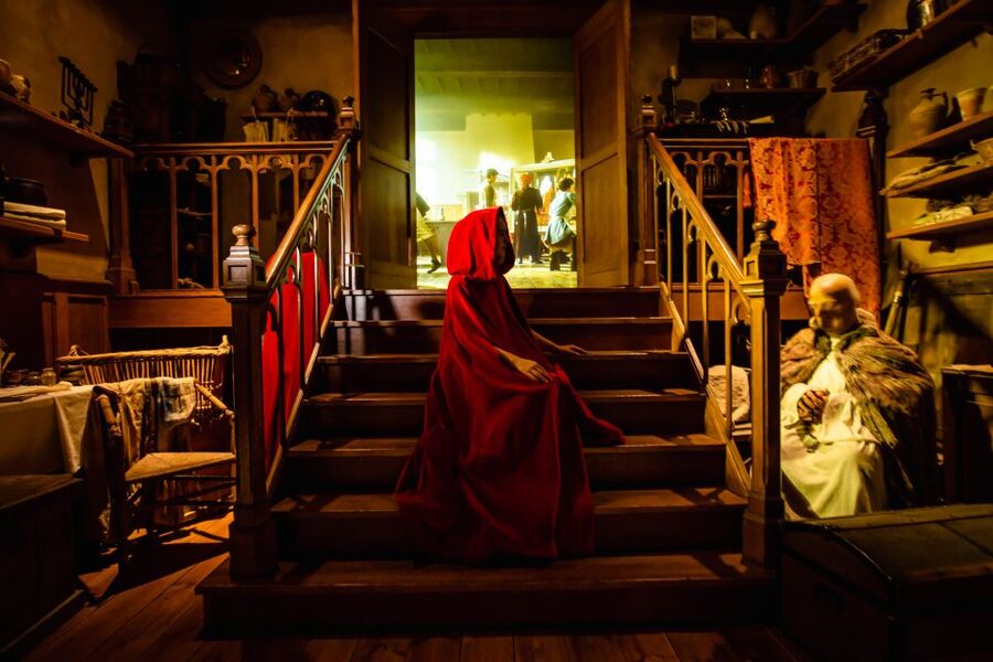 Bruges: Historium Bruges Medieval Experience Ticket - Historium Exhibition: extra medieval context, plus the Family Trail option