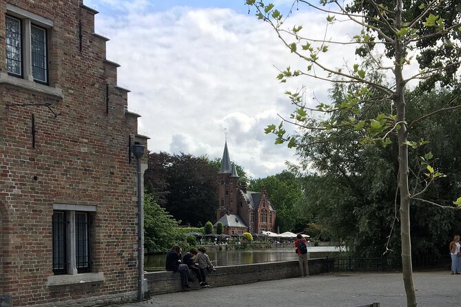 Bruges’ Legends and Hidden Treasures: A Self-Guided Audio Tour - Half Moon Brewery and the story of the locals called The Fools