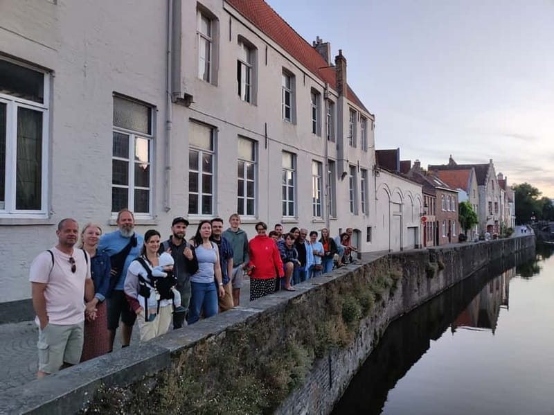 Bruges: Nightly Tales and Untold History Walking Tour - Canal Streets, Potterierei, and Those Photo-Perfect Views