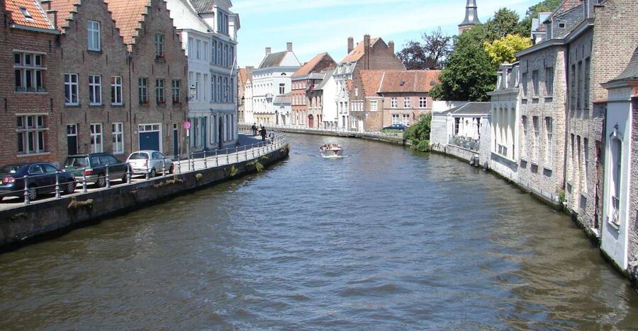 Bruges Private 2-Hour Walking Tour - Why Bruges works best with a 2-hour private route