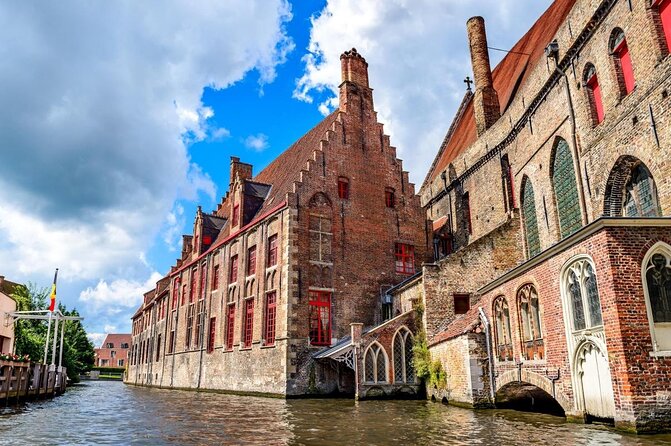 Bruges PRIVATE City Kickstart Tour With Locals - Key Points You Should Know Before You Go