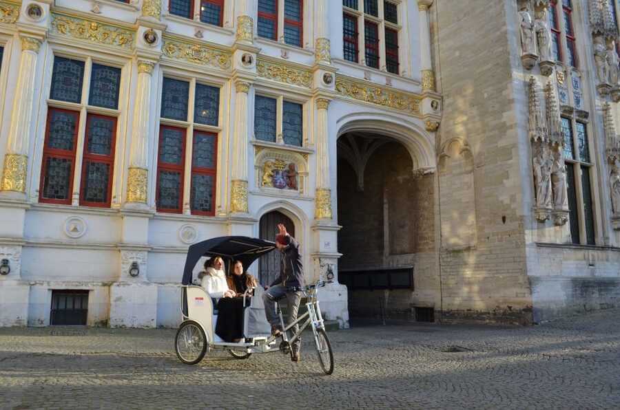 Bruges: Private Guided Tour by Pedicab - Why Bruges by pedicab makes your sightseeing easier