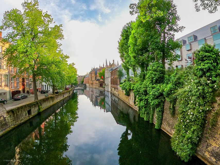 Bruges: Private Historical Highlights Walking Tour - Grote Markt meet-up and what private really changes