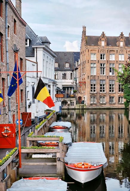 Bruges: Traditional Food Group Walking Tour - Key highlights you can plan around