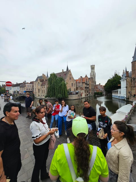 Bruges: Walking Tour with Hot Chocolate & Chocolate Tasting - Price check: does $117 make sense for two hours in Bruges?