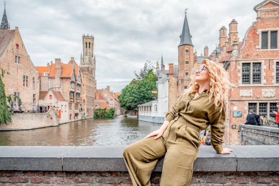 Bruges : Your private 30min. photoshoot in the medieval city - Price and value: $235 per group up to 5