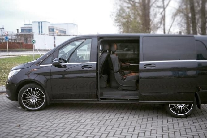 Brussels Airport Shuttle Transfer <-> Brussels (1 to 8 PLACES) - Brussels Airport to the city, without the headache