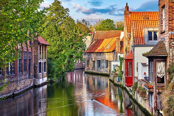 Brussels airport transfer (BRU) <-> from or to Bruges (Van 7 pax) - Key highlights you’ll care about