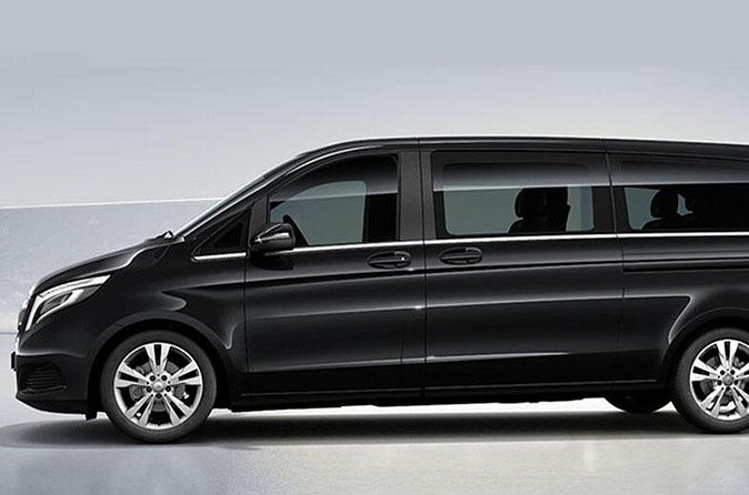Brussels airport transfer (BRU) <-> from or to Bruges (Van 7 pax) - From Bruges to BRU: leaving town without last-minute panic