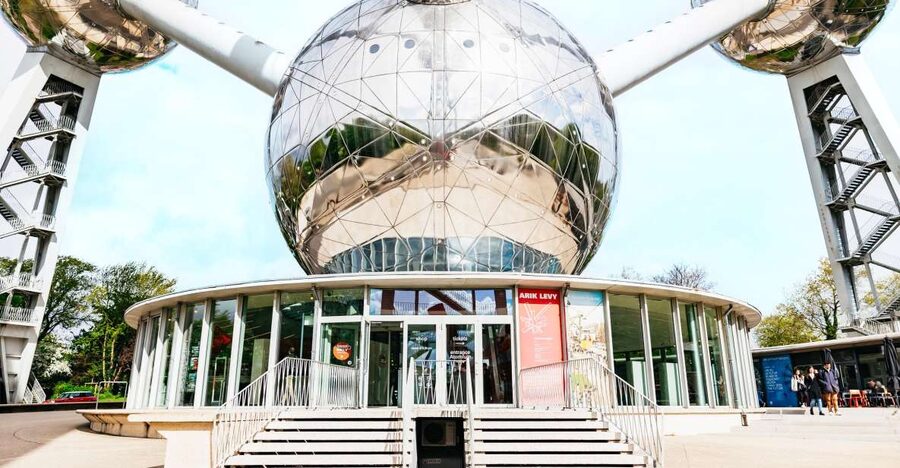 Brussels: Atomium Entry Ticket with Design Museum Ticket - Permanent exhibition highlights: history plus CENTRALE
