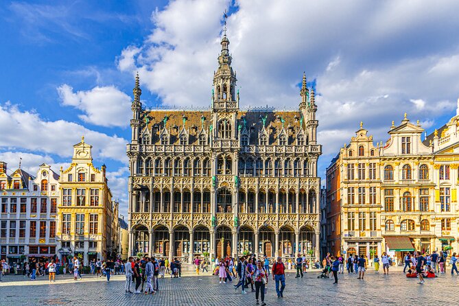 Brussels Audioguided walking tour 2h40 and 25 reviews - Paul Saintenoy art nouveau: Old England and the English Pharmacy