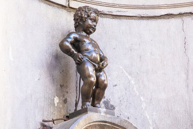 Brussels Audioguided walking tour 2h40 and 25 reviews - Place Sainte-Catherine to Grand Place: from creators to majesty