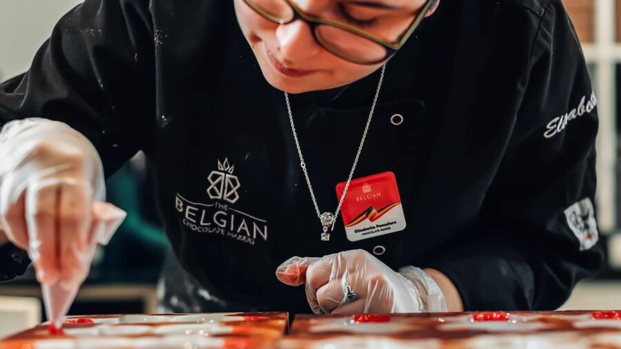 Brussels: Belgian Chocolate Making Workshop with Tastings - Cacao tasting that goes beyond sweet chocolate