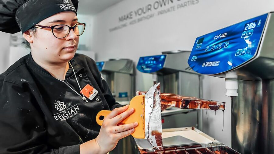 Brussels: Belgian Chocolate Making Workshop with Tastings - The chocolate you taste along the way