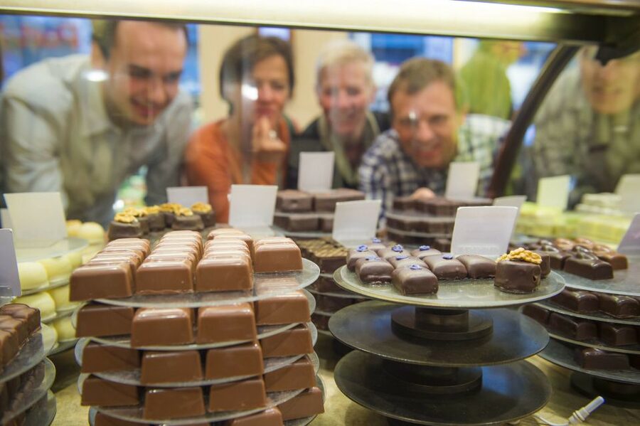 Brussels: Belgian Chocolate Tasting Tour - Cocoa origins and myths: what chocolate’s story adds to the tasting
