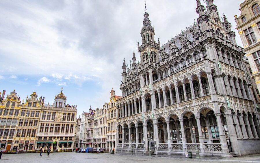 Brussels: Capture the most Photogenic Spots with a Local - The Real Itinerary Flow In 90 Minutes (And Why It Works)