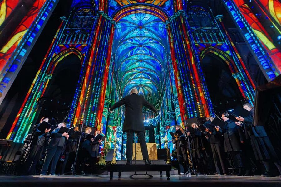 Brussels Cathedral: Immersive Sound and Light Show – Luminiscence - Choosing your musical version: live choir, orchestra concerts, or digital soundtrack